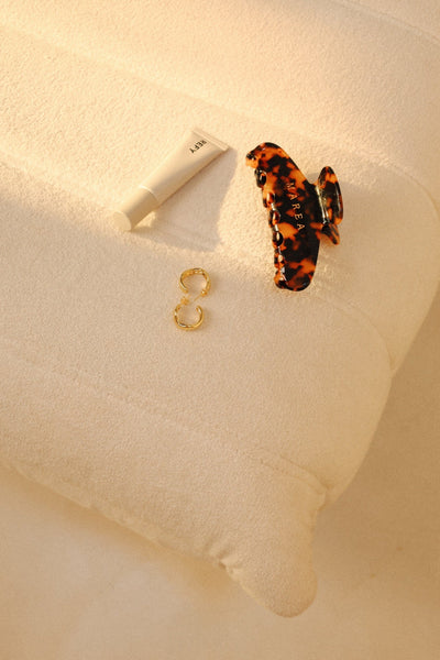 How to Pack and Protect Your Jewelry While Traveling