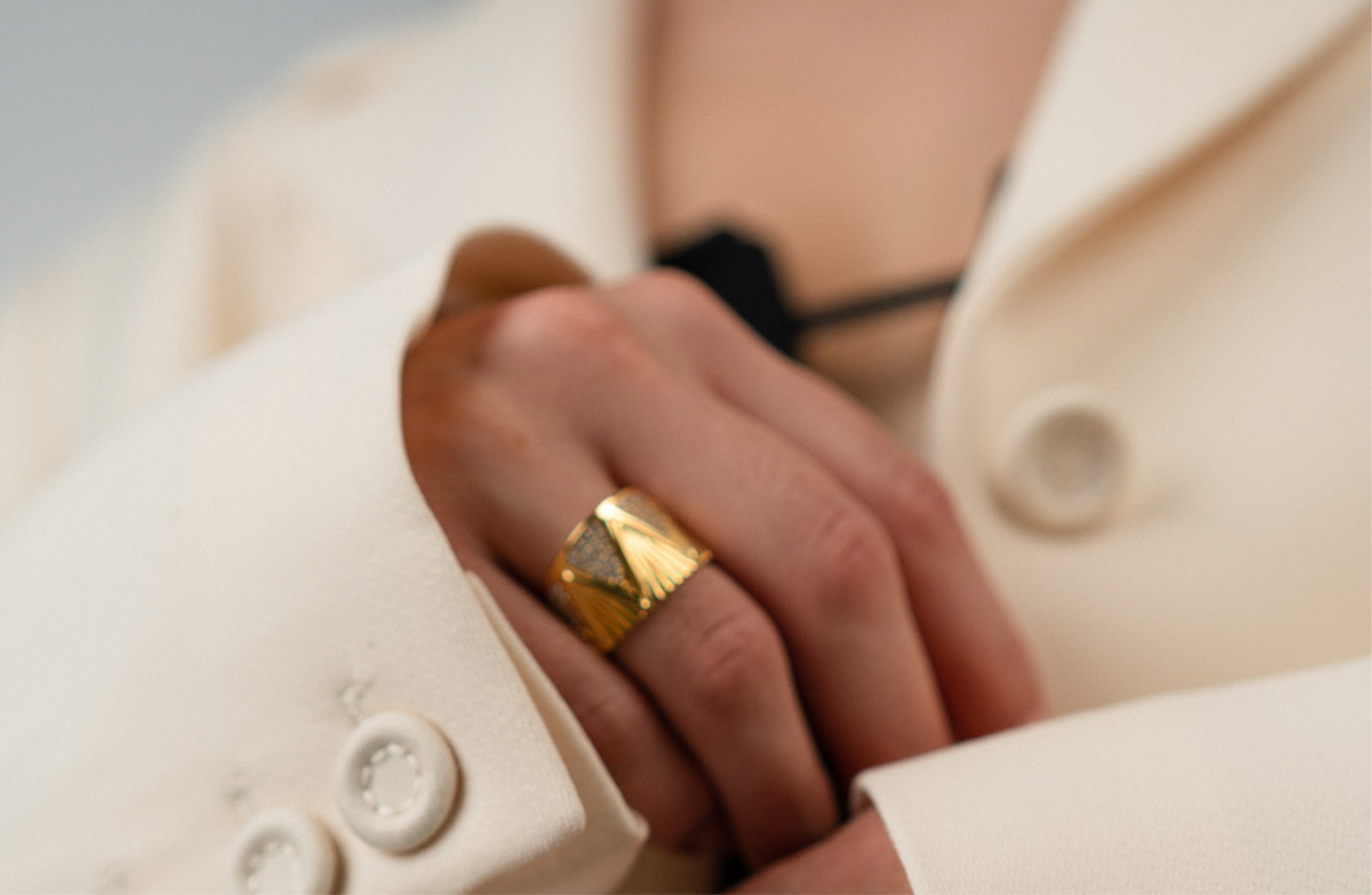 Astri Ring
